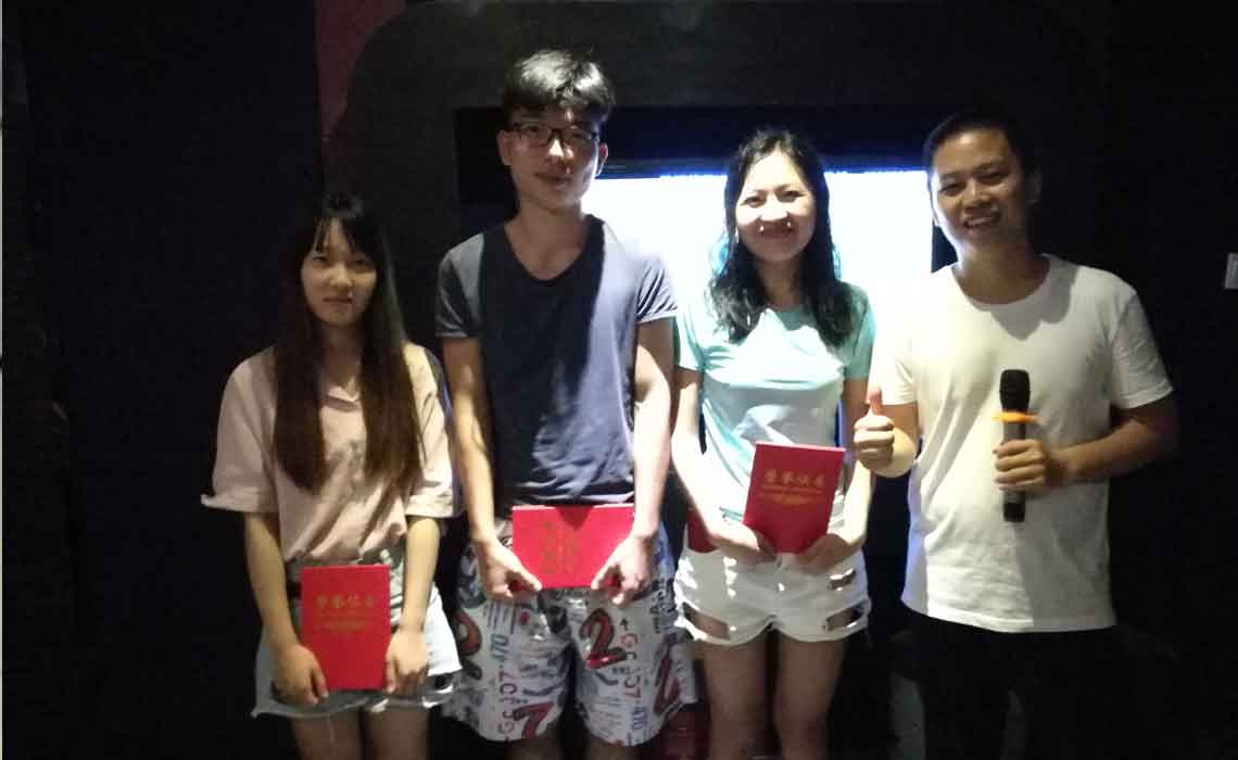 聚米人事任命颁证书仪式